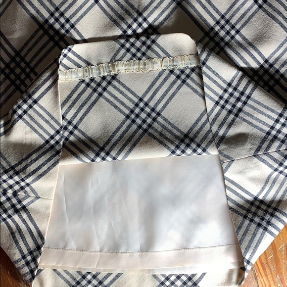 Harold’s Skirt - Picture 4 of 8